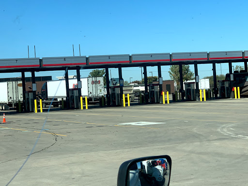 Gas Station «QuikTrip», reviews and photos, 5400 S Interstate 35 East Service Rd, Waxahachie, TX 75165, USA