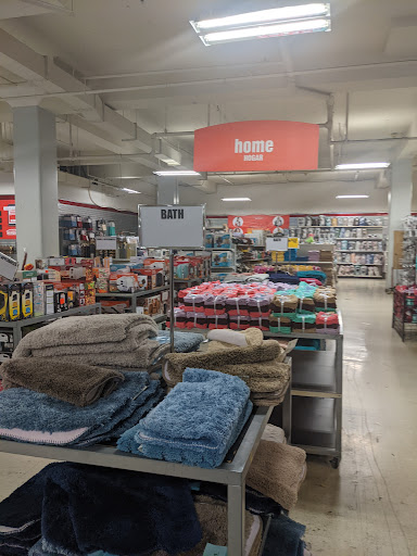 Clothing Store «Forman Mills», reviews and photos, 4411 N Market St, Wilmington, DE 19802, USA