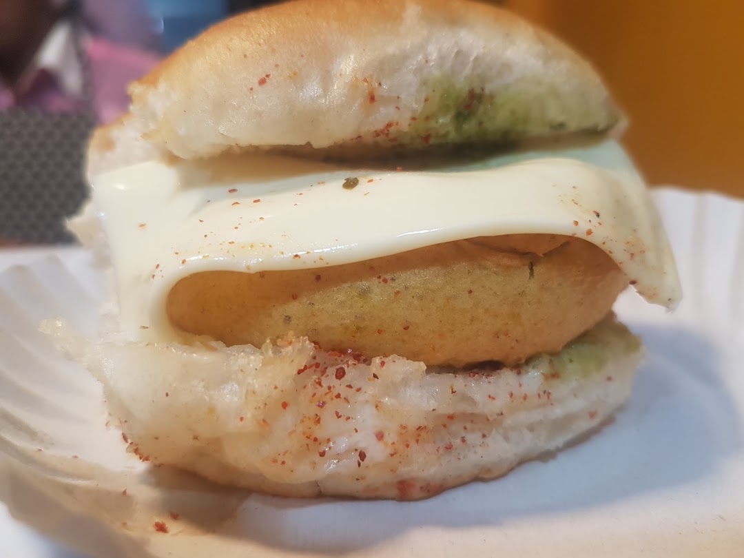 Vadapav junction