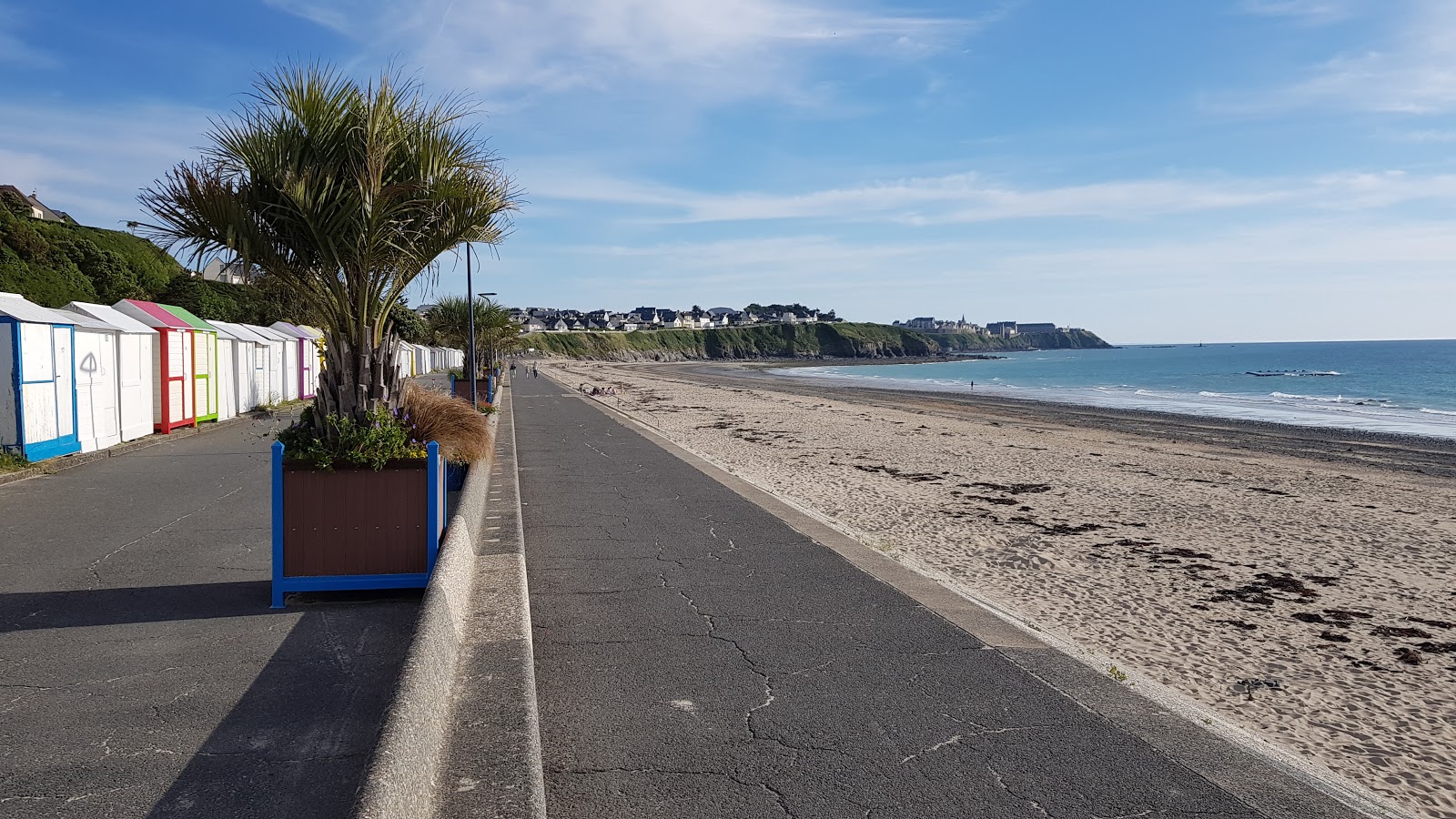 Foto di Plage de Donville-les-Bains - luogo popolare tra gli intenditori del relax