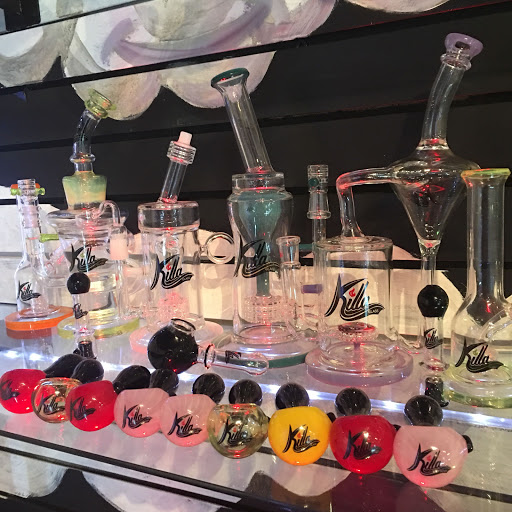 Tobacco Shop «Happy Clouds Smoke Shop», reviews and photos, 7205 N Lamar Blvd #200, Austin, TX 78752, USA