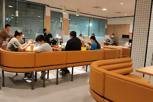 McDonald's Hsinchu Xinfeng Restaurant image