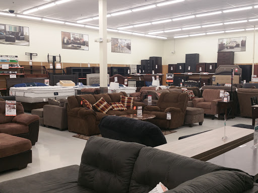 Discount Store «Big Lots», reviews and photos, 4628 W Diversey Ave, Chicago, IL 60639, USA