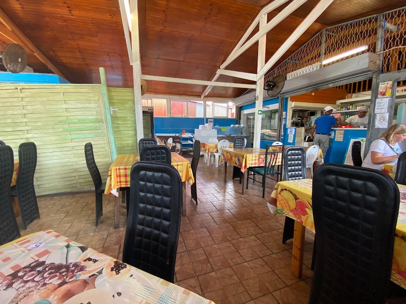 Restaurant Chez Maxoun à Sainte-Marie (Martinique 972)