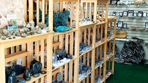 Jewelry Store «JP Gems & Jewelry», reviews and photos, 545 W 17th St, Holland, MI 49423, USA