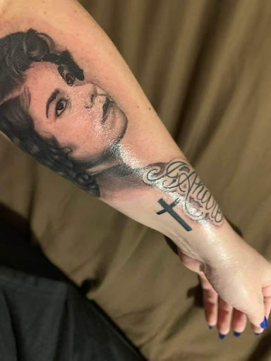 Explore cowboy hat tattoo ideas, creative tattoo ideas in Kansas City, available at La plaza tattoo and art gallery