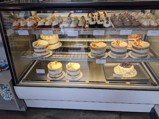 Cake Shop «Cake Life Bake Shop», reviews and photos, 1306 Frankford Ave, Philadelphia, PA 19125, USA