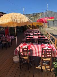 Atmosphère du Restaurant ouvert le midi La Paillote Gourmande à Saint-Alban - n°9