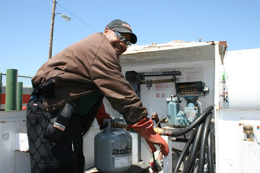 Truck Rental Agency «U-Haul Moving & Storage of Forest Park», reviews and photos, 4374 Thurman Rd, Forest Park, GA 30297, USA