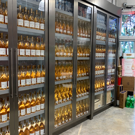 Liquor Store «Triton Liquors Miami Beach», reviews and photos, 2897 Collins Ave, Miami, FL 33140, USA