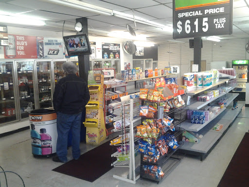 Convenience Store «Shotz Convenience Store», reviews and photos, 2900 E 27th St, Kansas City, MO 64127, USA