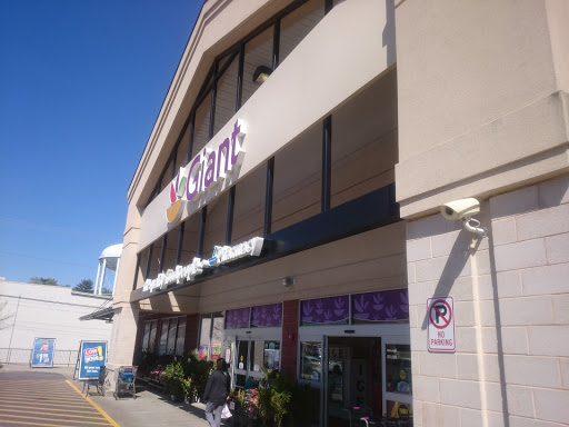 Grocery Store «Giant Food», reviews and photos, 8905 Belair Rd, Nottingham, MD 21236, USA