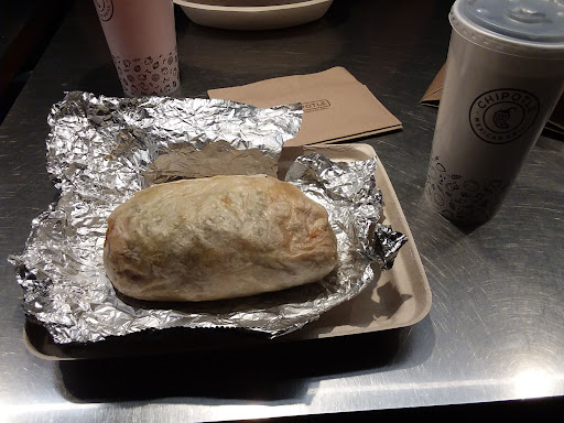 Mexican Restaurant «Chipotle Mexican Grill», reviews and photos, 4751 S Broadway Ave, Tyler, TX 75703, USA