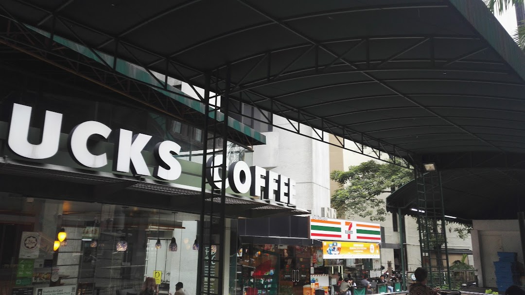 Starbucks (Plaza Berjaya)