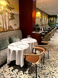 Atmosphère du Restaurant français LMB Biarritz Restaurant - n°18