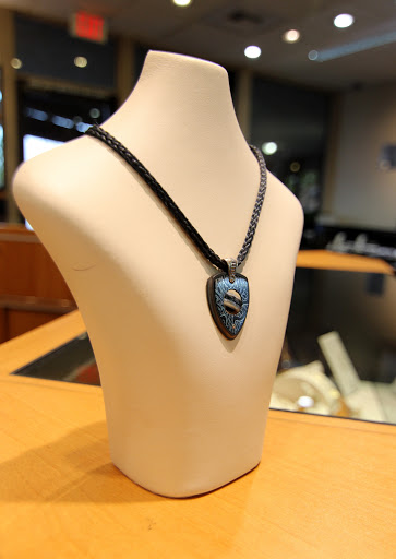 Jewelers Touch image