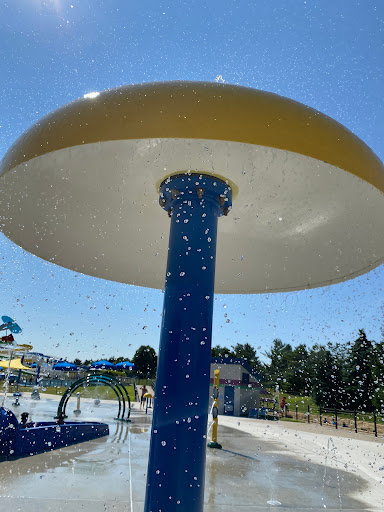 Water Park «Red Oaks Waterpark», reviews and photos, 1455 E 13 Mile Rd, Madison Heights, MI 48071, USA