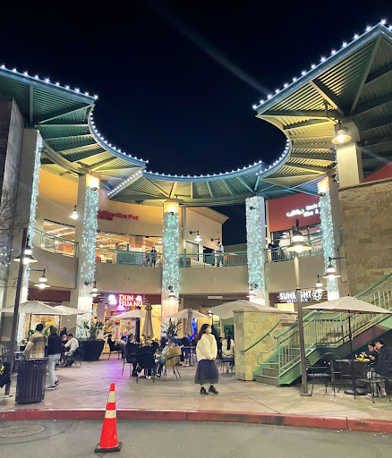 Shopping Mall «Diamond Jamboree», reviews and photos, 2700-2750 Alton Pkwy, Irvine, CA 92606, USA