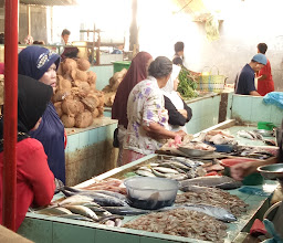 Pasar Sunggal photo