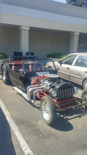 Shopping Mall «Larkfield Shopping Center», reviews and photos, 4754 Old Redwood Hwy, Santa Rosa, CA 95403, USA