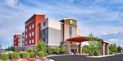 Holiday Inn Express & Suites Butte, an IHG Hotel