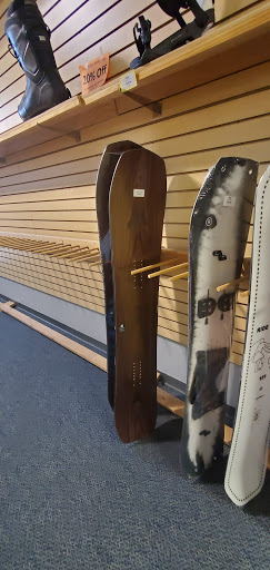 Outdoor Sports Store «The Ski Bum», reviews and photos, 218 E Main St #101, Newark, DE 19711, USA
