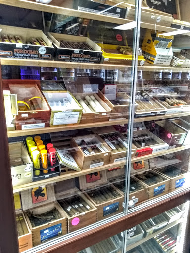 Convenience Store «Smart Stop Convenience Store», reviews and photos, 306 Winthrop St # 9, Taunton, MA 02780, USA