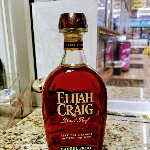 Liquor Store «D & M Liquor Store», reviews and photos, 595 Ralph David Abernathy Blvd, Atlanta, GA 30312, USA