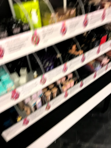 Cosmetics Store «SEPHORA», reviews and photos, 2414 E Sunrise Blvd #2204, Fort Lauderdale, FL 33304, USA