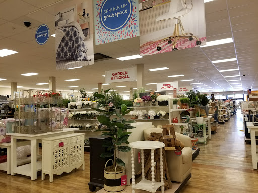 Department Store «HomeGoods», reviews and photos, 5530 Reseda Blvd, Tarzana, CA 91356, USA