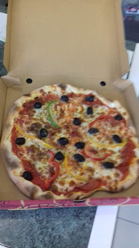 Plats et boissons du Pizzeria Pizza Gigi, à COUZEIX - n°17