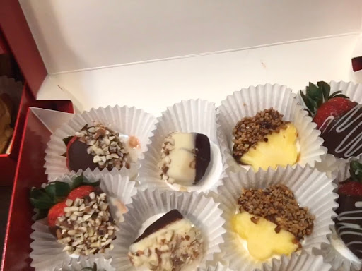 Gift Shop «Edible Arrangements», reviews and photos, 2872 Wilma Rudolph Blvd, Clarksville, TN 37040, USA