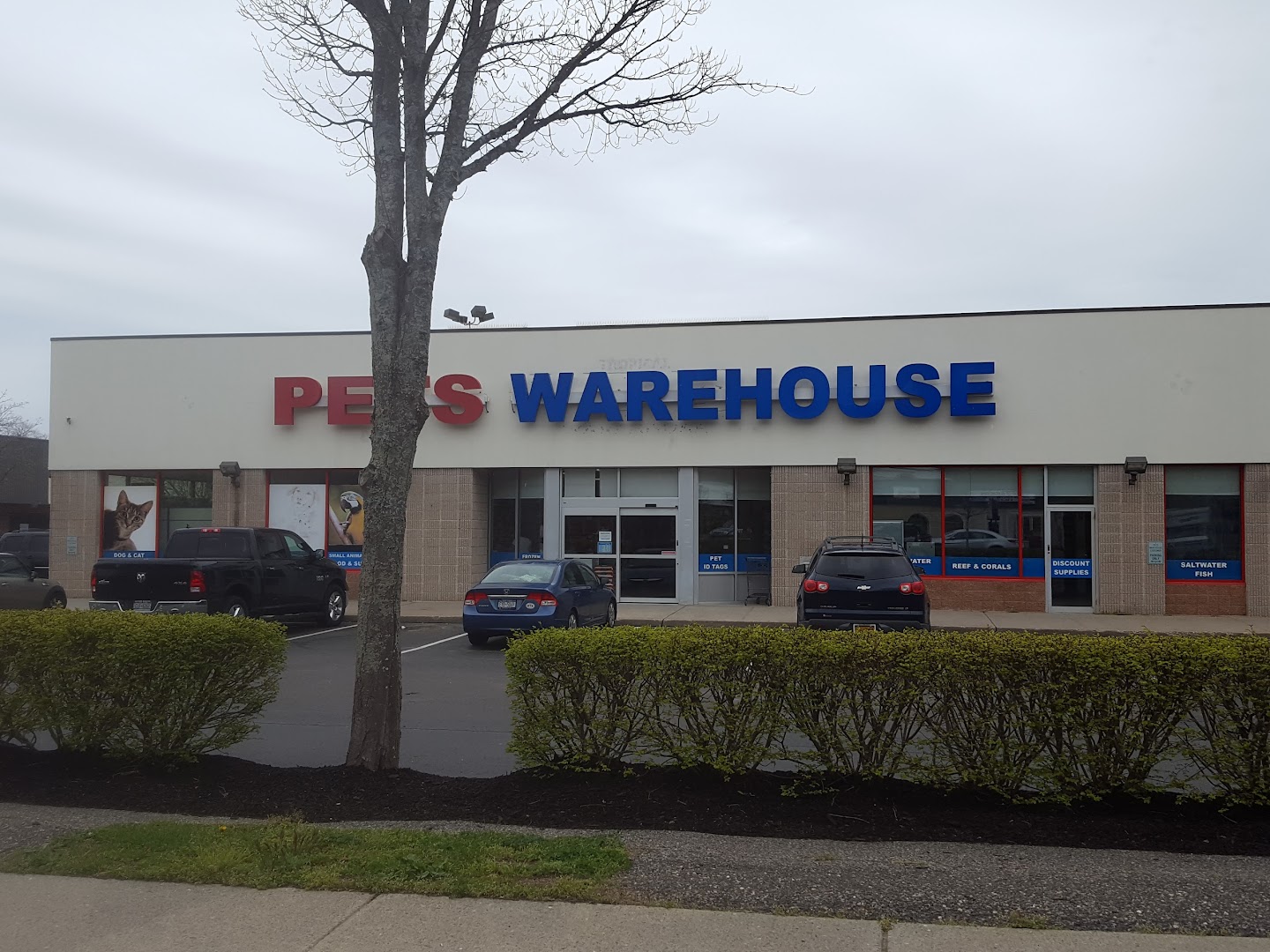 Pets Warehouse