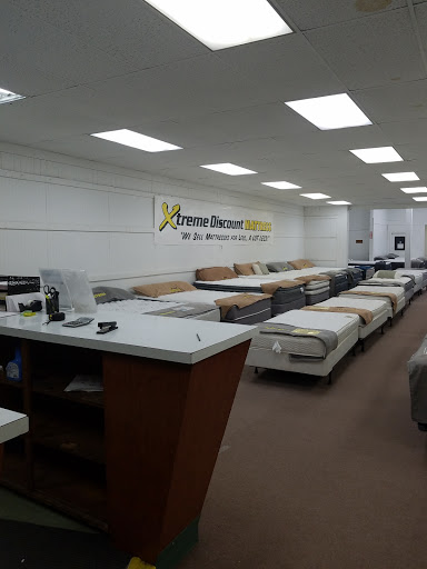 Mattress Store «Xtreme Discount Mattress Warehouse», reviews and photos, 9170 Transit Rd, East Amherst, NY 14051, USA