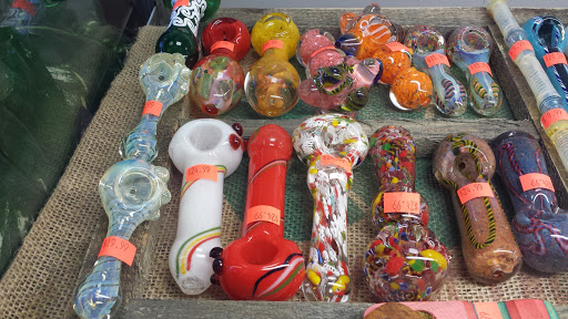 Tobacco Shop «Wi Vape 2 & Smoke Shop», reviews and photos, 11983 Ocean Hwy, Pawleys Island, SC 29585, USA