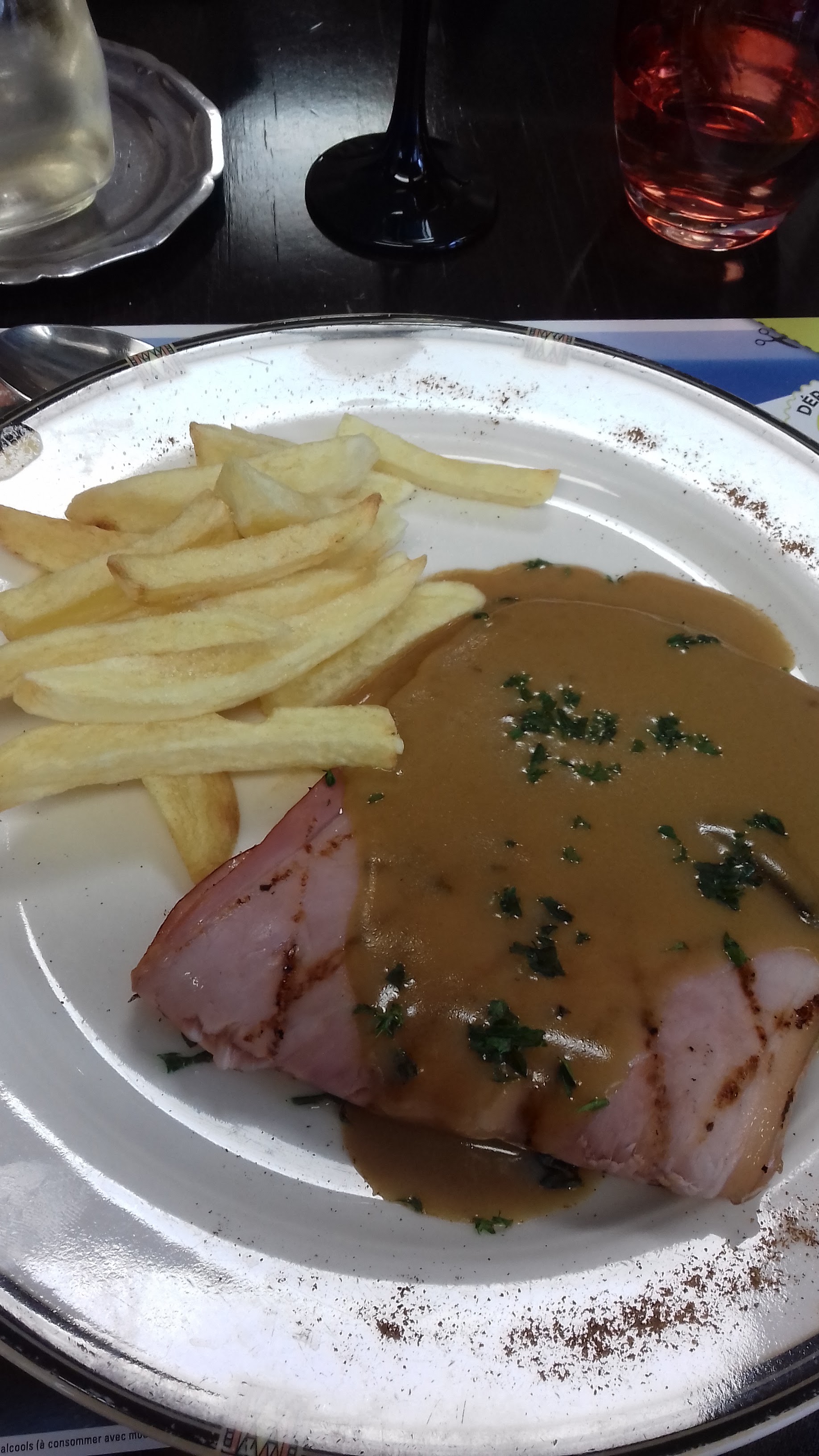 Photo n° 1 de l'avis de Wine.e fait le 11/09/2019 à 13:48