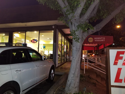 Donut Shop «AM Donut & Yogurt», reviews and photos, 305 Huntington Dr, Monrovia, CA 91016, USA