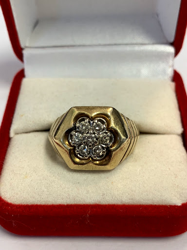 Jewelry Buyer «Lucky 7 Gold & CONSIGNMENT», reviews and photos, 1425 Bayshore Rd, Villas, NJ 08251, USA