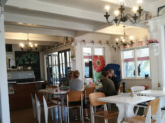 Fernielea Licensed Cafe