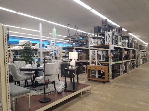 Home Goods Store «At Home», reviews and photos, 3900 Troup Hwy, Tyler, TX 75703, USA