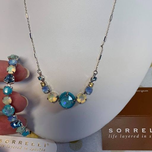 Gift Shop «Foxy Boutique», reviews and photos, 1820 Alpine Ave, Navarre, FL 32566, USA