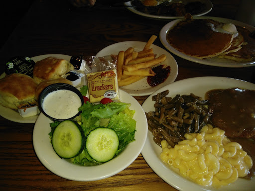 American Restaurant «Cracker Barrel Old Country Store», reviews and photos, 24400 Eastex Fwy, Kingwood, TX 77339, USA