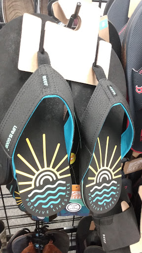 Sporting Goods Store «Olympia Sports», reviews and photos, 250 N Plainfield Rd, West Lebanon, NH 03784, USA