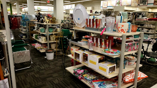 Clothing Store «Burlington Coat Factory», reviews and photos, 3333 N State Rd 7, Lauderdale Lakes, FL 33319, USA