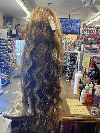 Beauty Supply Store «007 Beauty Supply», reviews and photos, 3719 Lockwood Dr, Houston, TX 77026, USA