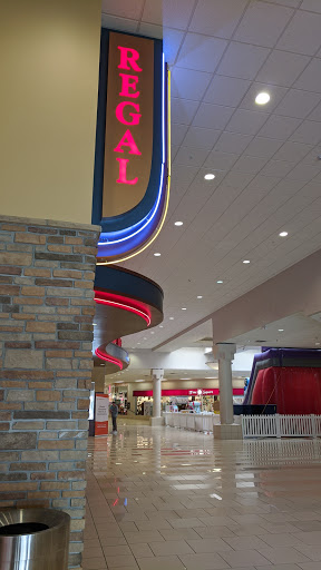 Movie Theater «Regal Cinemas Clifton Park 10 & RPX», reviews and photos, 22 Clifton Country Rd, Clifton Park, NY 12065, USA