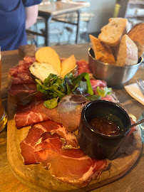 Charcuterie du Restaurant Chez Minnà à Paris - n°7