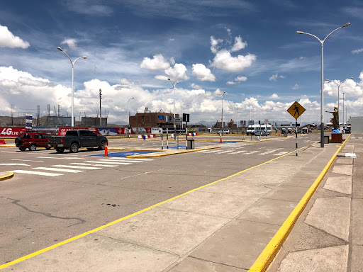 Aeropuerto Internacional Inca Manco Capac