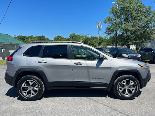 Used Car Dealer «Royal Pike Motors», reviews and photos, 411 N Commerce Ave, Front Royal, VA 22630, USA