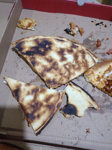 مطعم بيتزا لي 